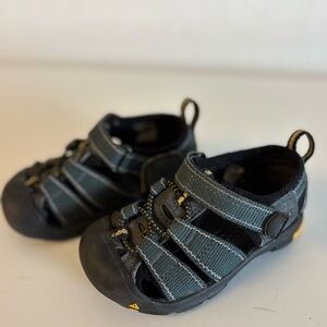 Keen Newport Sandals Blue Size 6 toddler